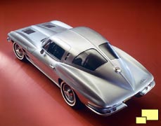 1963 Chevrolet Corvette C2 Sting Ray Split Window Coupe. Color: Sebring Silver