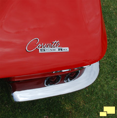 1963 Chevrolet Corvette Sting Ray emblem