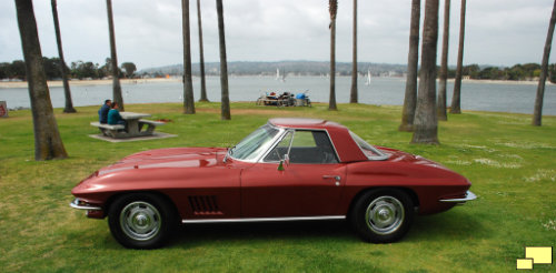 1967 Chevrolet Corvette C2 Stingray Convertible with hardtop in Marlboro Maroon