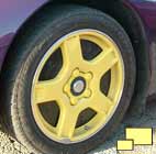 1998 Corvette Indy 500 pace car replica wheel