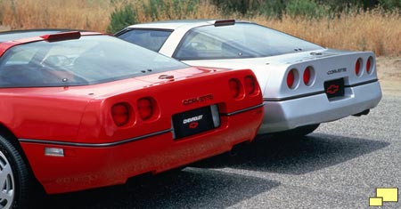 Corvette ZR-1 (red) and standard issue Corvette